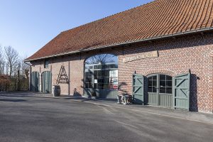 Buitenkant hoeve Authentic Roeselare